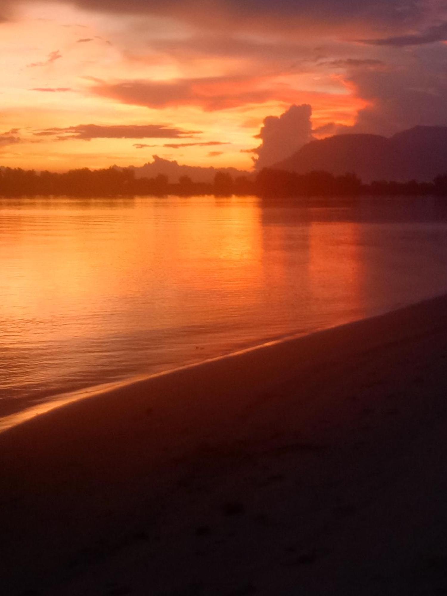 La Plage De Kampot By Lee & Hap Guest House 外观 照片