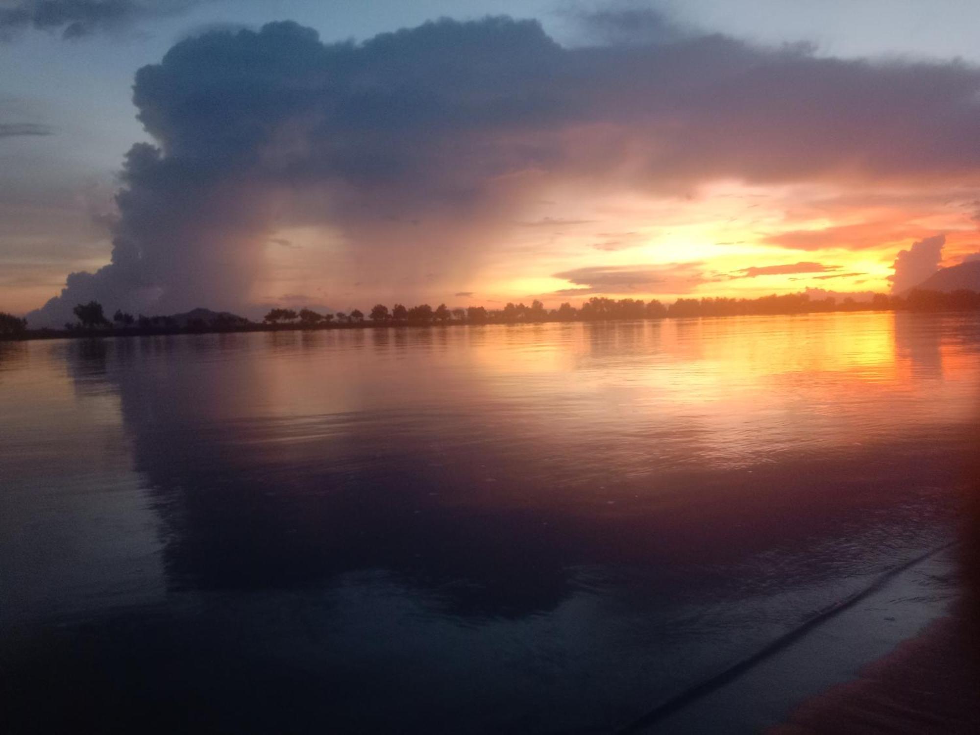 La Plage De Kampot By Lee & Hap Guest House 外观 照片