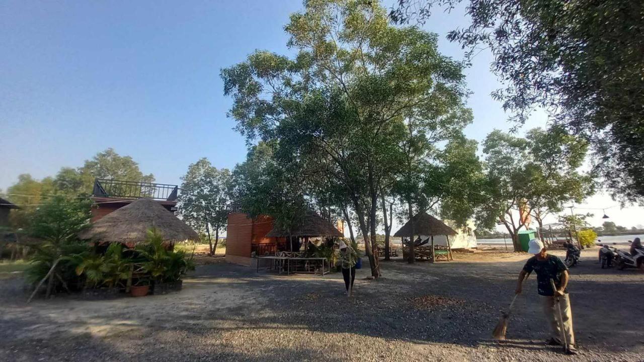 La Plage De Kampot By Lee & Hap Guest House 外观 照片