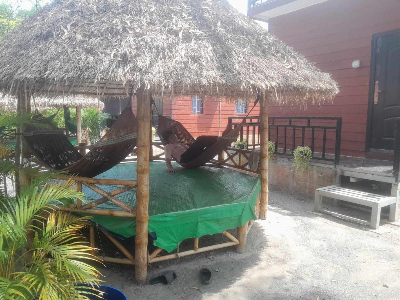 La Plage De Kampot By Lee & Hap Guest House 外观 照片